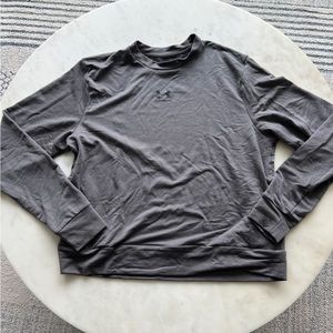 Under Armour - Grey Long Sleeve Top